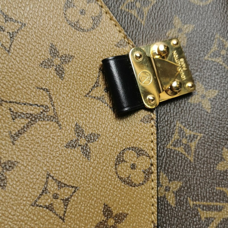 Louis Vuitton (LV) Pochette Metis Medium Cowhide Reverse Old Flower S-lock Messenger Bag Crossbody Shoulder Bag