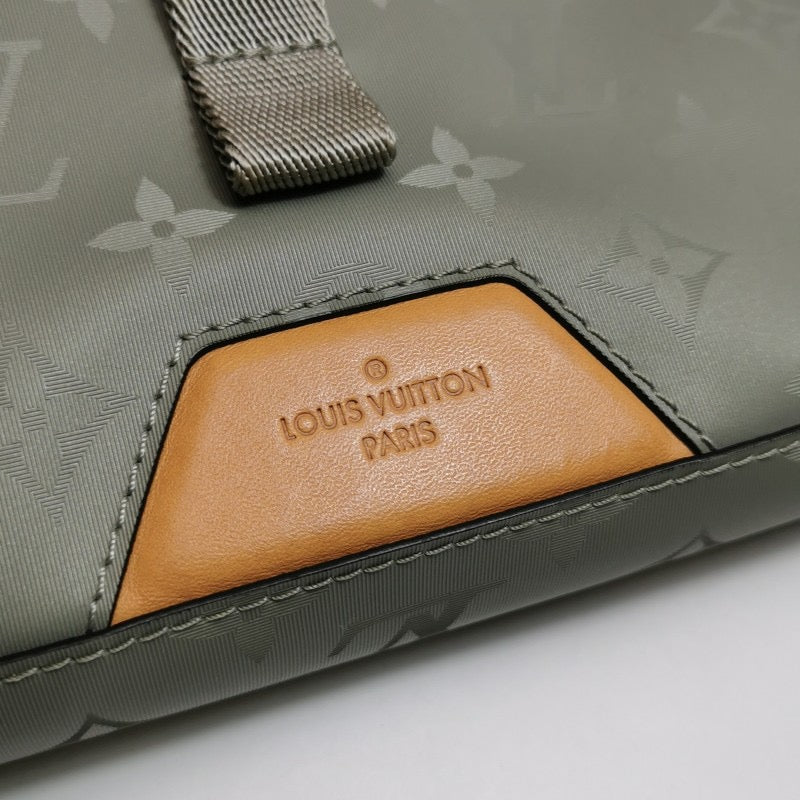 Louis Vuitton (LV) Messenger Vegetable Tanned Leather Old Flower Box Bag Satchel