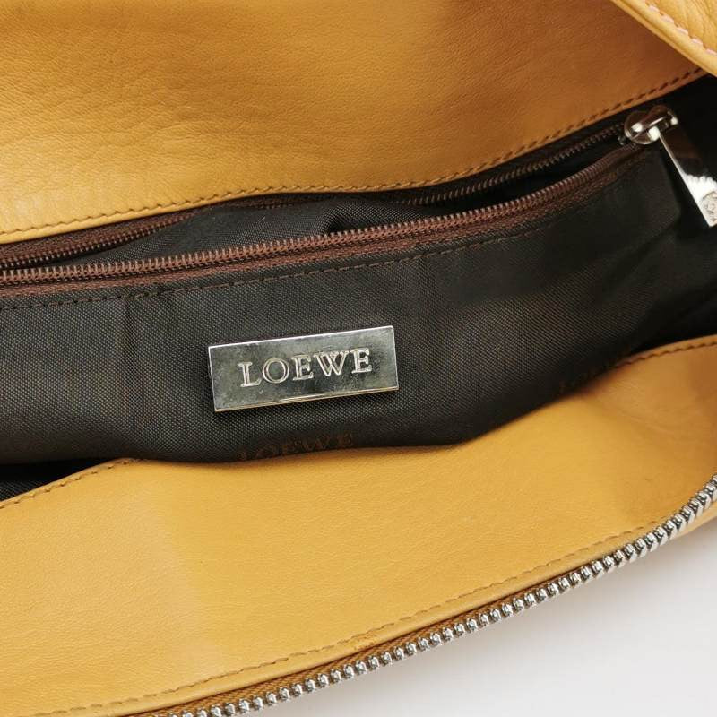 Loewe Sheepskin Solid Color Zipper Medieval Underarm Bag Shoulder Bag