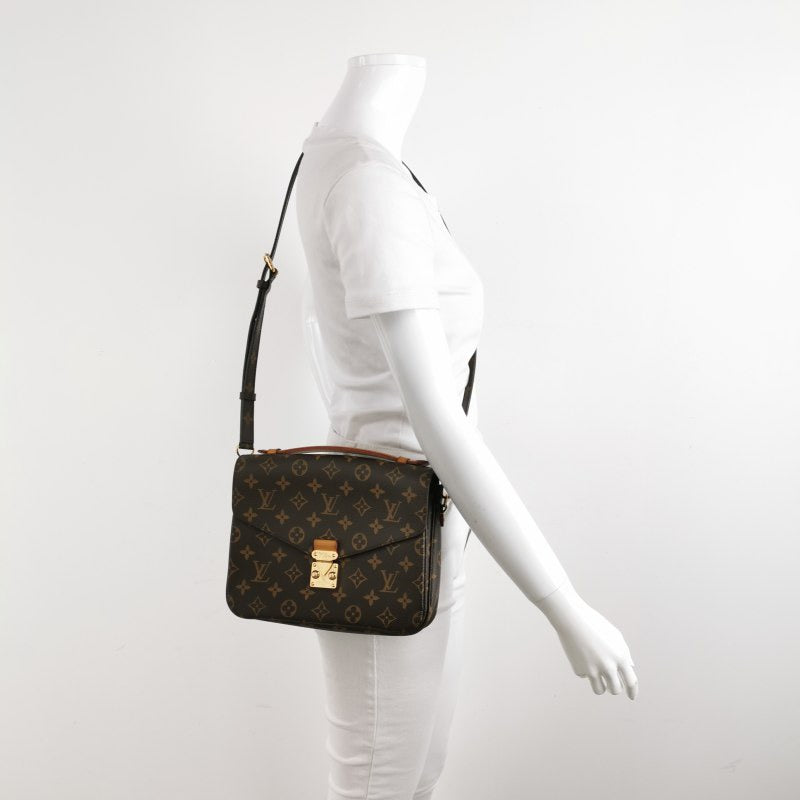 Louis Vuitton (LV) Pochette Metis Medium Vegetable Tanned Leather Aged S-lock Messenger Bag Crossbody Shoulder Bag